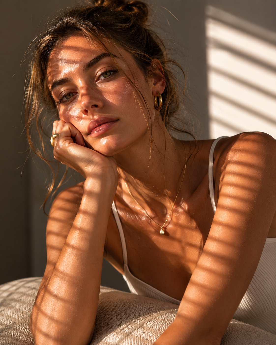 Editorial campaign — allē consumer app in warm gold light